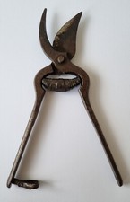 Alte, geschmiedete Gärtner