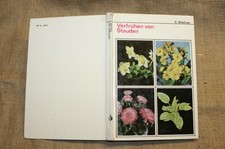 Fachbuch Stauden verfrühen